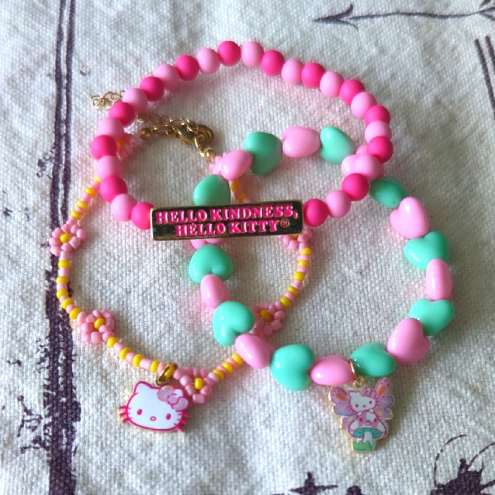 Hello Kitty Beaded Bracelets Set